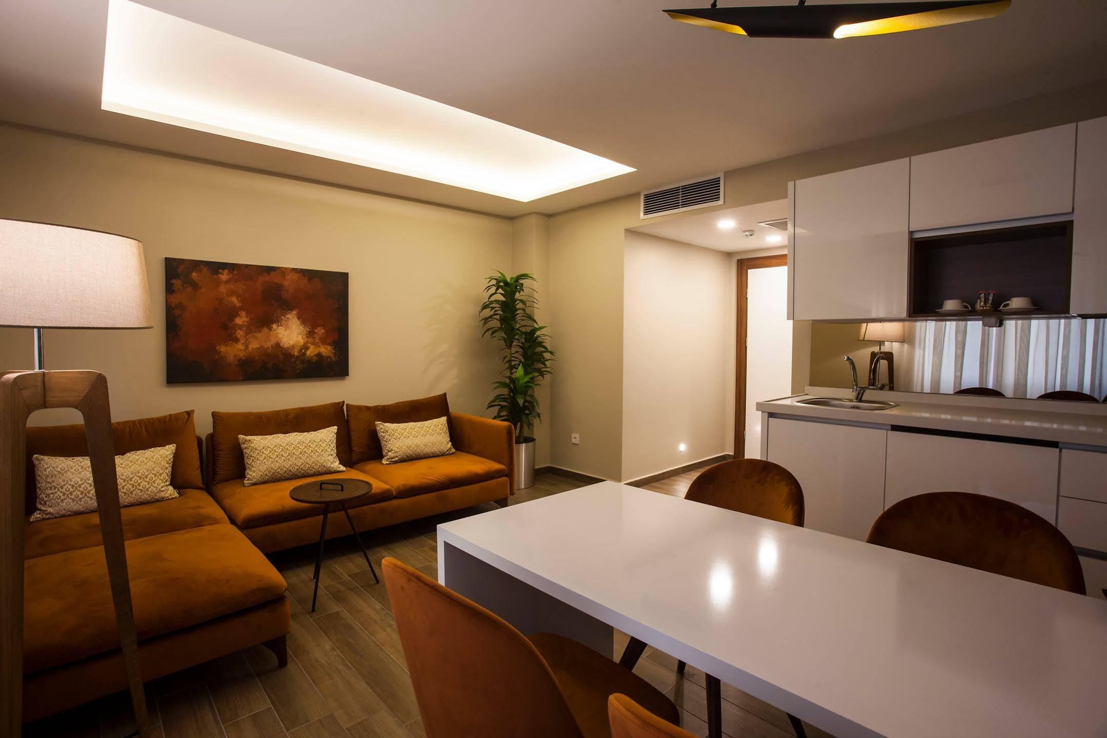 Maxuite Hotel In Home Akçay Exterior foto
